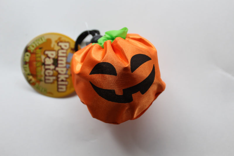 Foldable pumpkin treat bags
